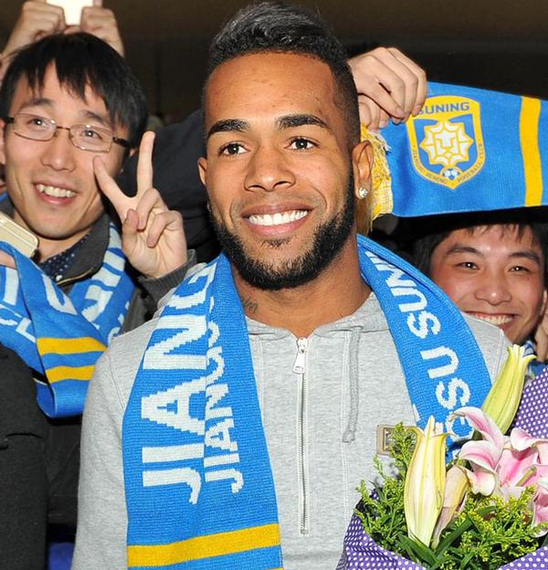 Alex Teixeira is one of the players to have joined a Chinese club in 2016