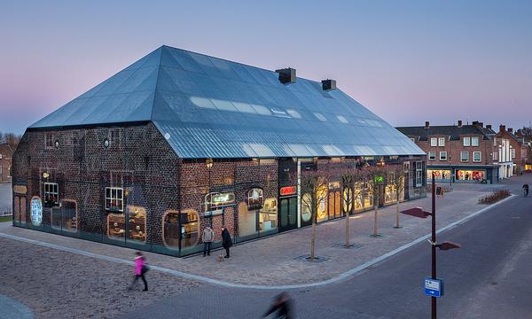 The Glass Farm, Schijndel features a printed glass façade 