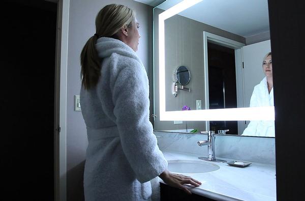Stay Well rooms offer Wake-up Light therapy