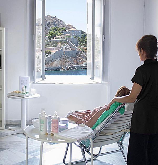 The latest pop-up in Greece
