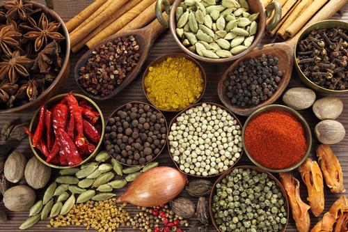 The show will feature talks by nutrition experts on topics such as superfoods, and functional ingredients / Shutterstock / Krzysztof Slusarczyk