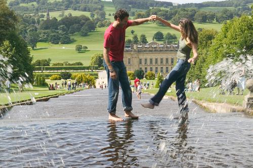 Britain's gardens bring in £7.8bn revenue