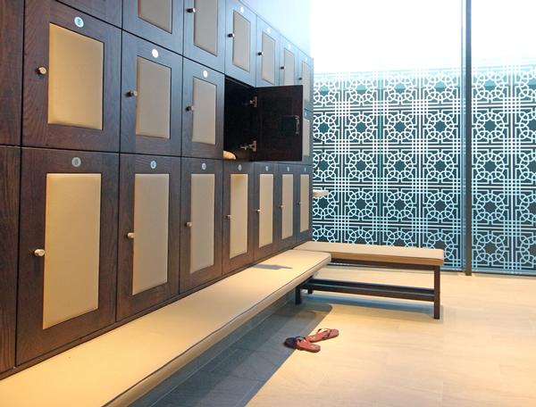 Crown colour matches lockers and benches