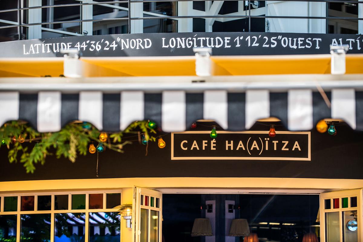 The cafe is already open and Hotel Haïtza will open in June 2016 / Philippe Starck