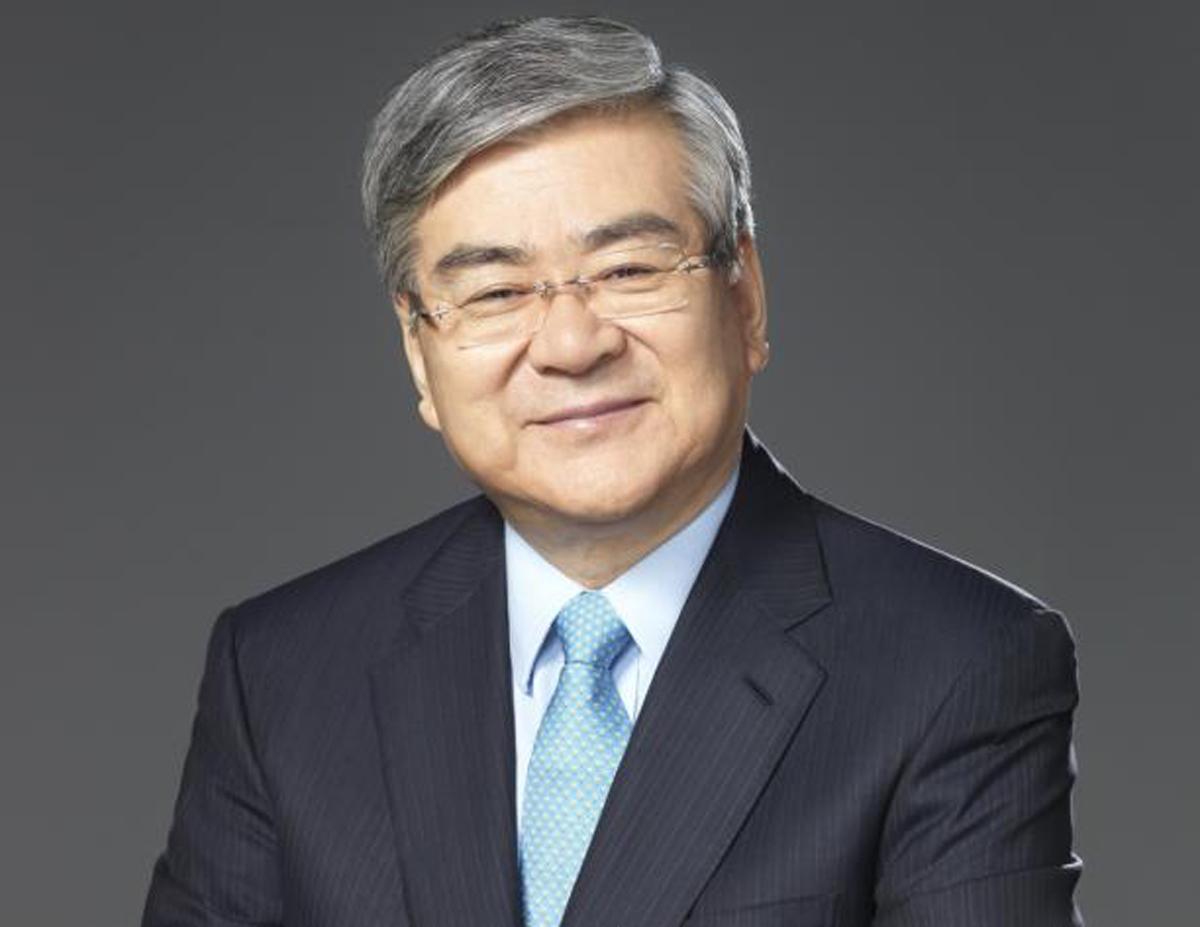 Cho took up his post in August 2014 and is credited with keeping preparations on the right path in difficult circumstances Cho took up his post in August 2014 and is credited with keeping preparations on the right path in difficult circumstances
