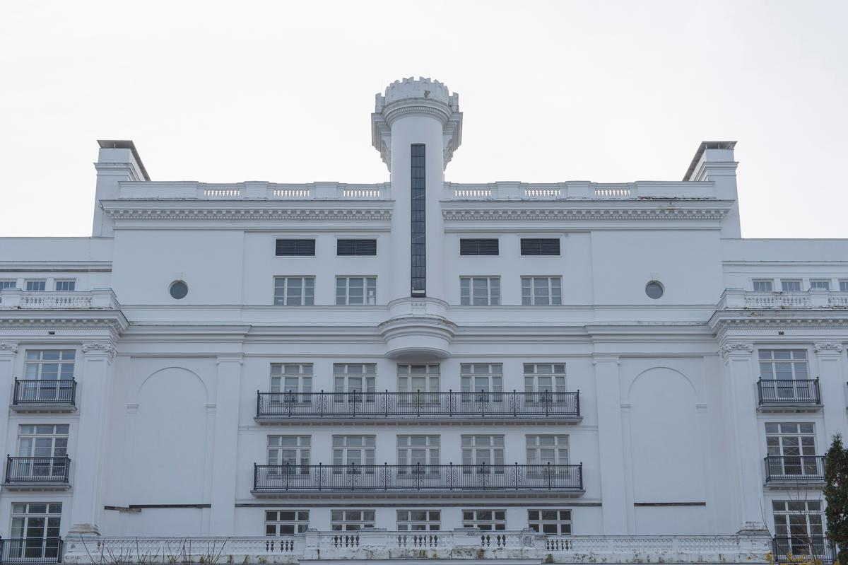 During Soviet times, the historic building was turned into a sanatorium and significantly expanded