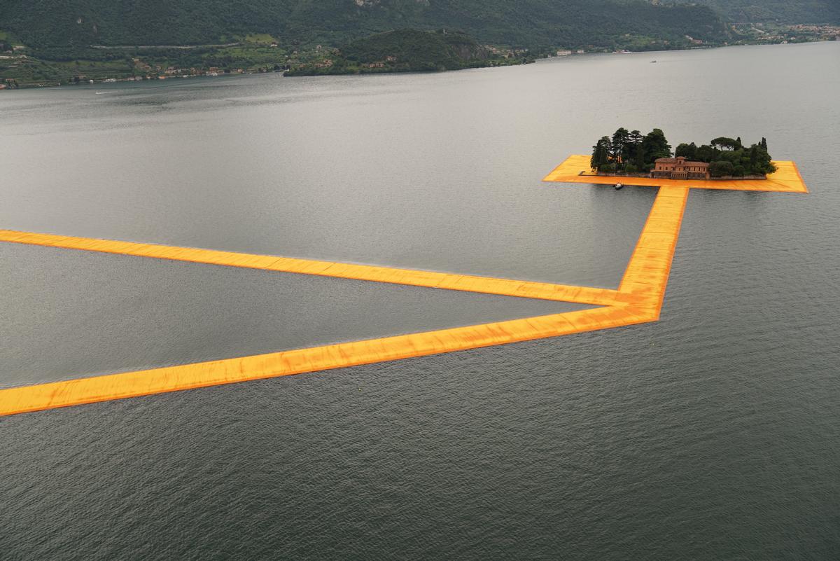 Christo used 100,000sq m of shimmering yellow fabric to create the Floating Piers
/ Wolfgang Volz
