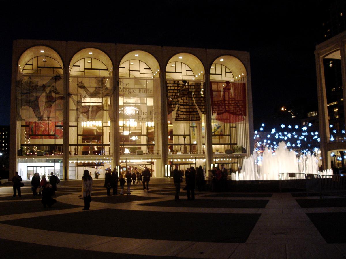The Metropolitan Opera House at the Lincoln Center will be celebrated over the weekend / Wiki Commons