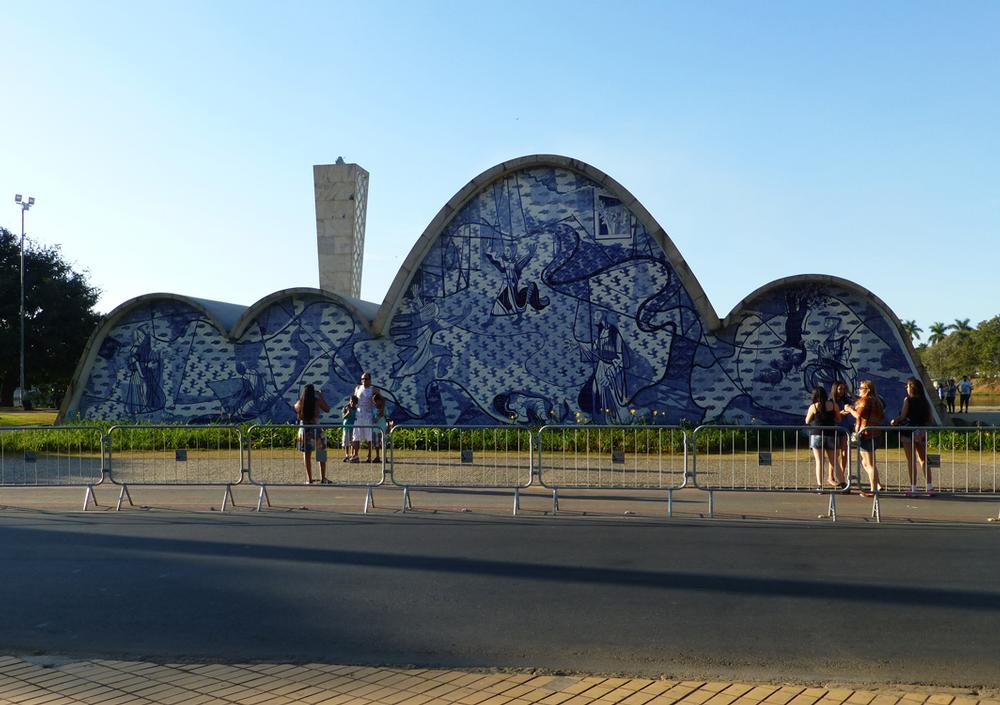 The buildings surrounding the lake designed by Oscar Niemeyer