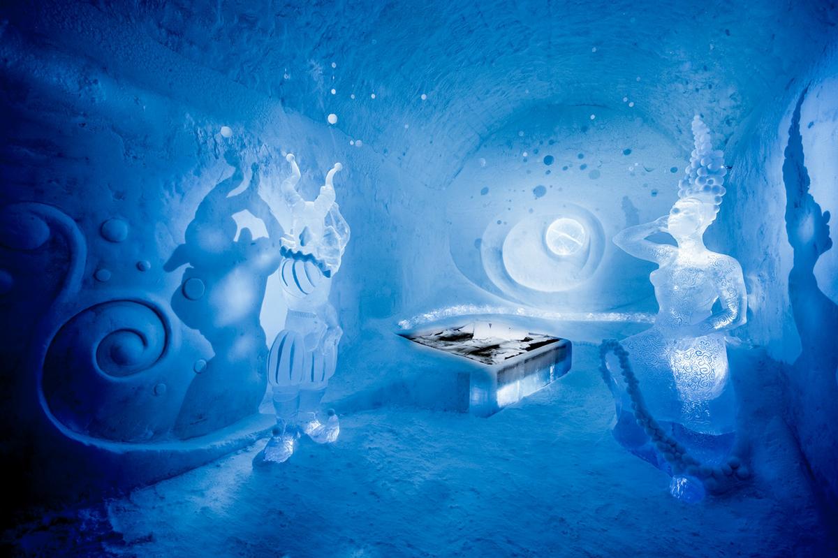 Sculptures in the permanent Icehotel will be changed throughout the year / Icehotel