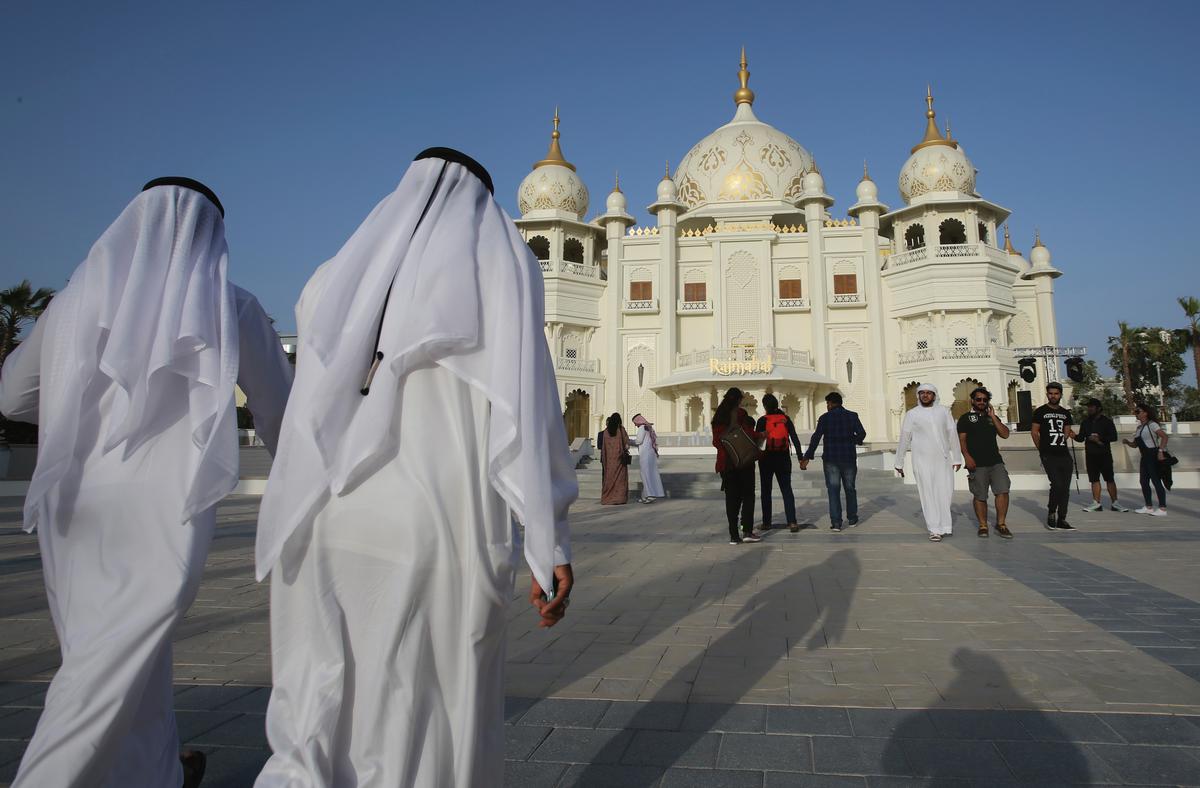 People visit the Rajmahal building at Dubai Parks & Resorts in Dubai, United Arab Emirates / AP Photo/Kamran Jebreili People visit the Rajmahal building at Dubai Parks & Resorts in Dubai, United Arab Emirates / AP Photo/Kamran Jebreili