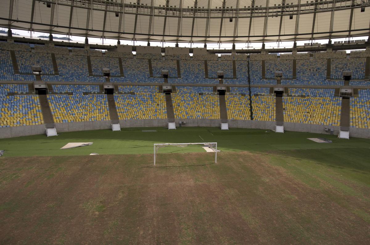 The pitch inside the Maracana stadium has been left to dry out / Mario Lobao/AP/Press Association Images