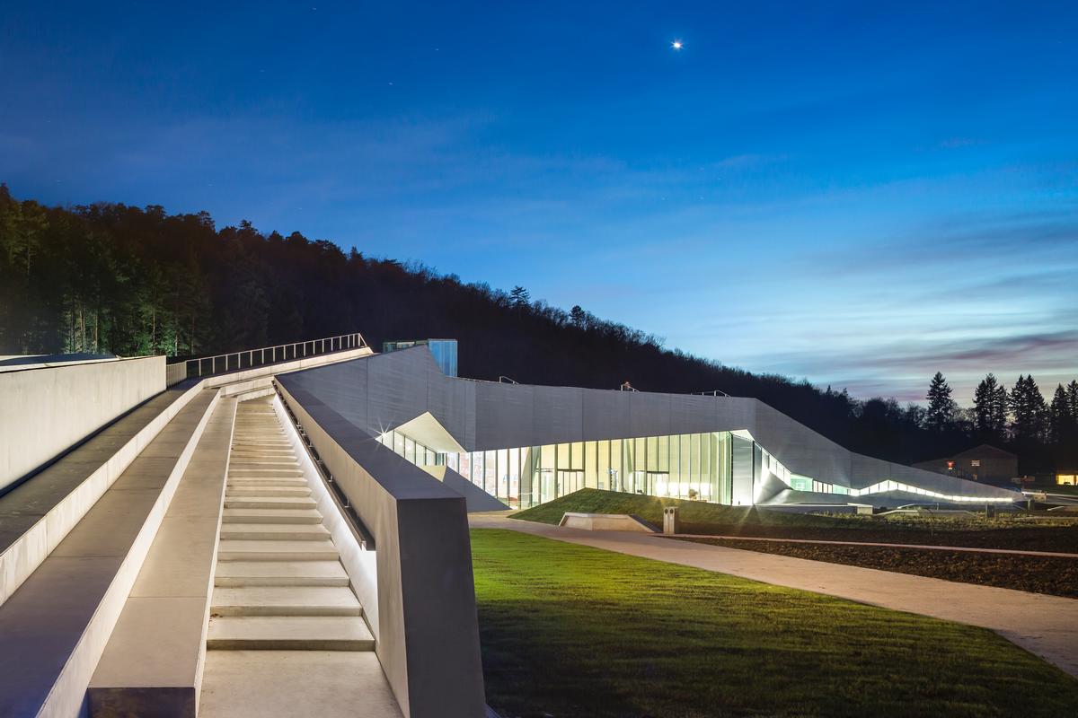 The building has been designed as 'an incision in the landscape' / Boegly + Grazia The building has been designed as 'an incision in the landscape' / Boegly + Grazia
