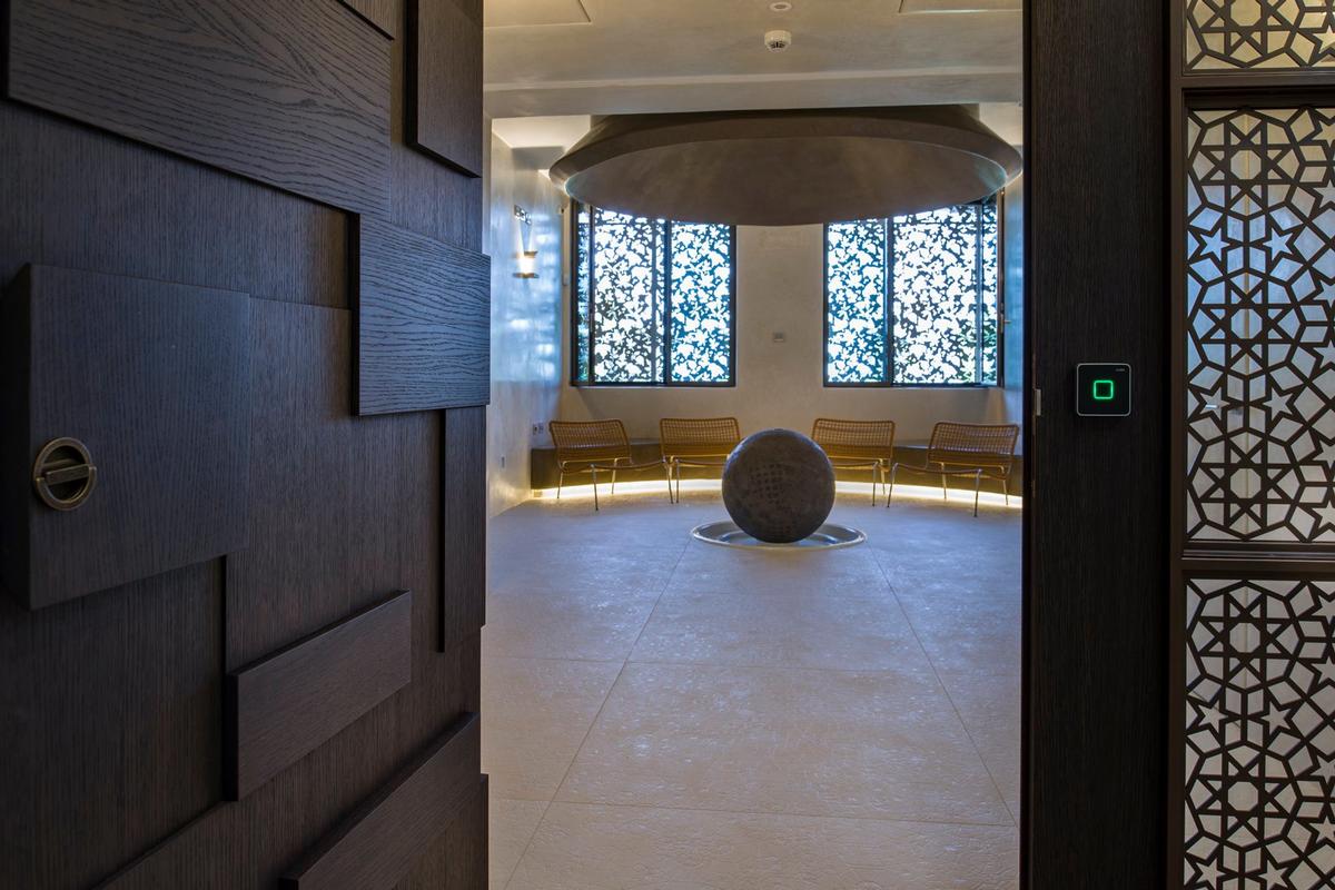 The new Spa Fusion area incorporates both Japanese and Middle Eastern spa rituals in dedicated areas to each / 