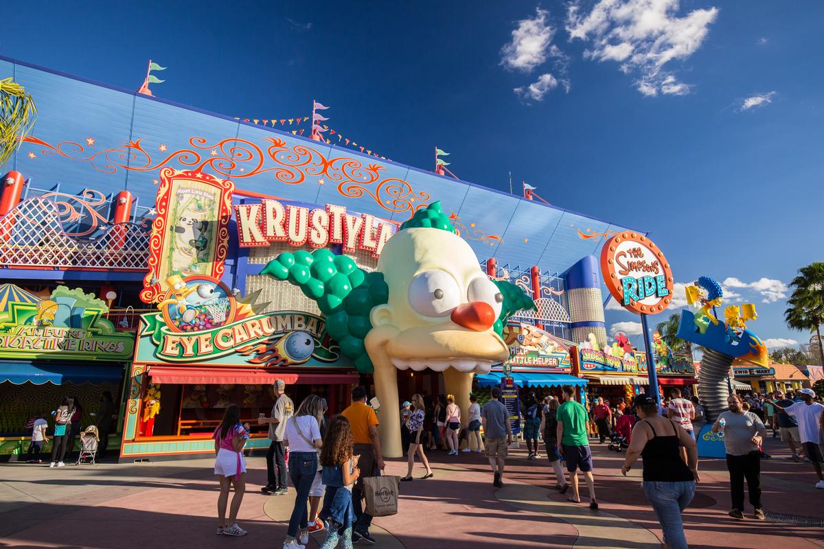 Universal’s parks continue to do exceptionally well for Comcast, with revenue growing around 150 per cent between 2011 and 2016 / shutterstock.com Universal’s parks continue to do exceptionally well for Comcast, with revenue growing around 150 per cent between 2011 and 2016 / shutterstock.com