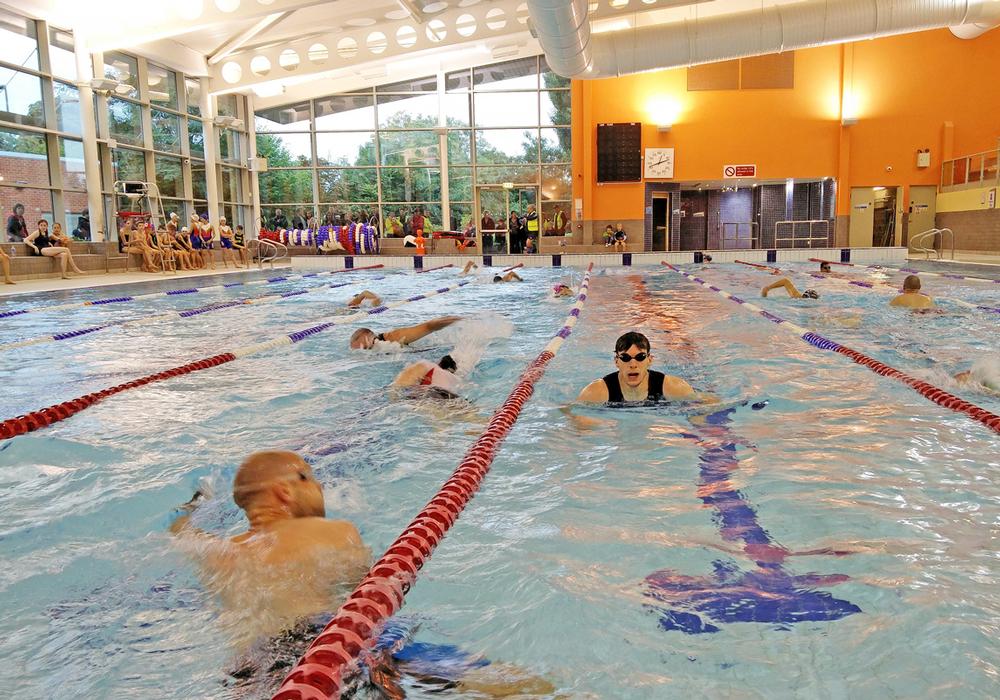 Charity INTOTRI asks leisure centres to grant affordable access to pools