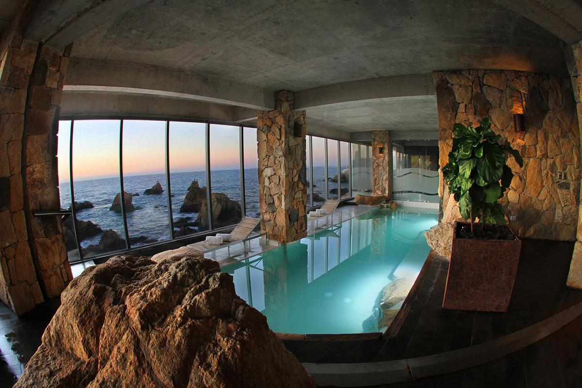 Facilities at the spa include an indoor saltwater pool / Booking.com/Carlson Rezidor Hotel Group Facilities at the spa include an indoor saltwater pool / Booking.com/Carlson Rezidor Hotel Group