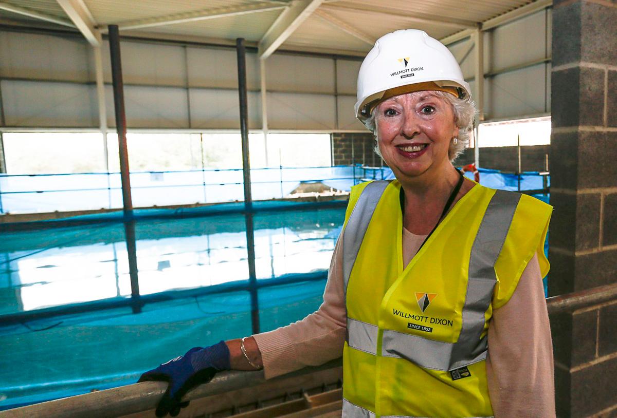 Councillor Jacquie Speight received the keys to the centre from contractor Willmott Dixon / Wakefield Council Councillor Jacquie Speight received the keys to the centre from contractor Willmott Dixon / Wakefield Council
