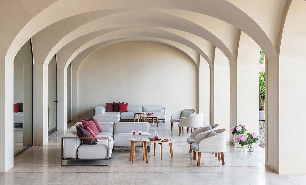 Vaulted ceilings and arches reflect nearby churches and the overall feel is zen-like