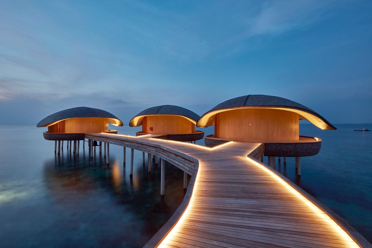 The luxury hotel, which was recognised in several categories at the AHEAD Asia Awards 2018, is spread across 77 villas / WOW Architects The luxury hotel, which was recognised in several categories at the AHEAD Asia Awards 2018, is spread across 77 villas / WOW Architects