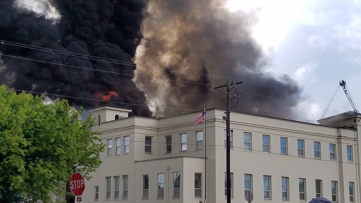 The fire destroyed most of the armory / Twitter.com The fire destroyed most of the armory / Twitter.com