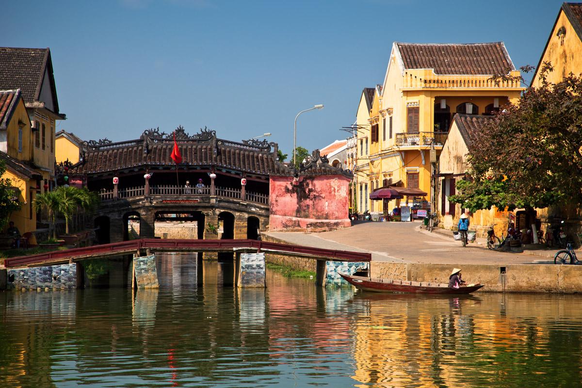 Hoi An is widely regarded as one of the most beautiful areas of Vietnam / Shutterstock.com / Kenneth Dedeu