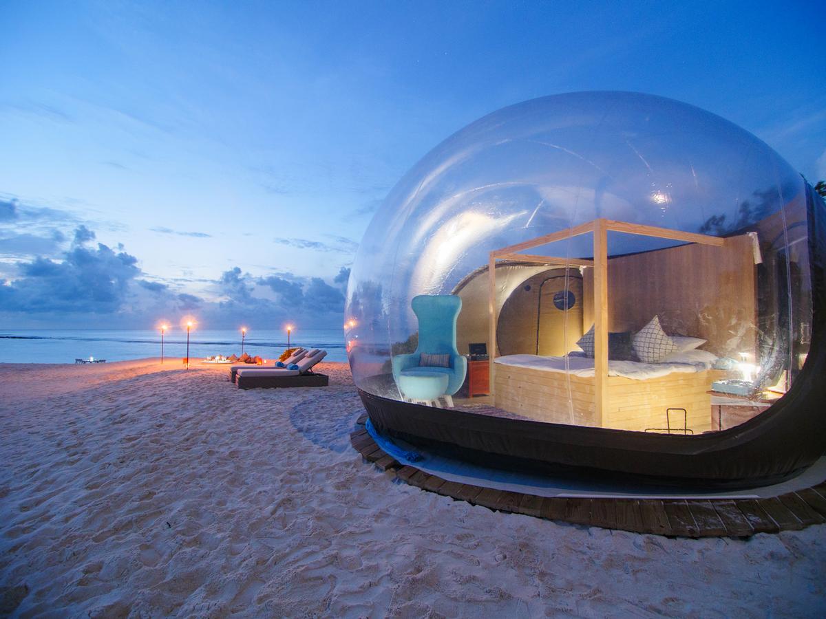 The Beach Bubble could be used as outdoor treatment rooms, allowing spa operators to offer guests a one-of-a-kind treatment experience outside / 