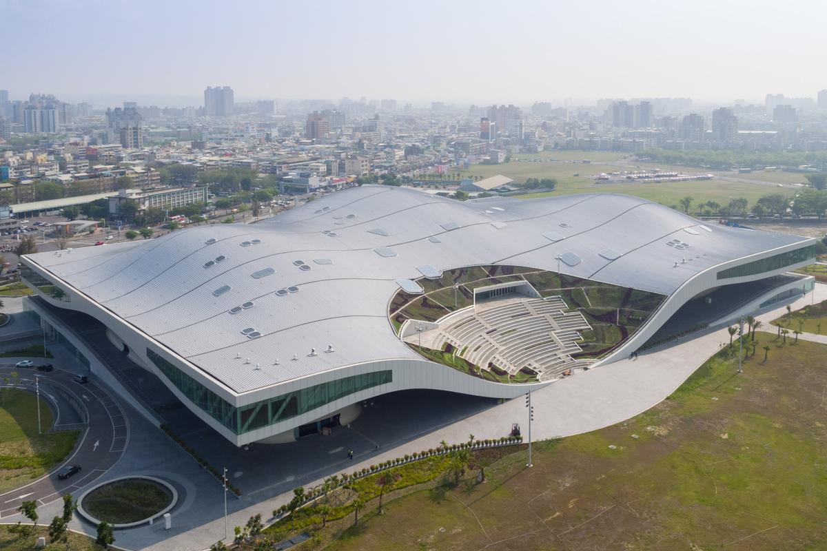 Francine Houben said the Kaohsiung venue was one of 'Mecanoo’s most ambitious buildings', embodying 'all the key elements' of the firm's philosophy. / Courtesy of Mecanoo