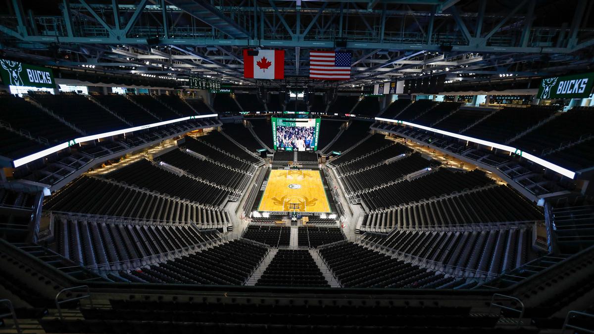 Heather Stewart, senior associate at Populous, expressed hope that the Forum would become a 'standard for bird-friendly design around the globe'. / Courtesy of Populous Heather Stewart, senior associate at Populous, expressed hope that the Forum would become a 'standard for bird-friendly design around the globe'. / Courtesy of Populous