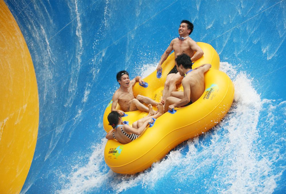 The Tornado at Chimelong was China’s first Tornado ride and is the waterpark’s number 1 attraction