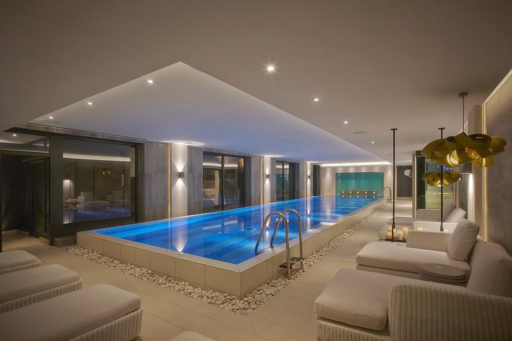 Sparcstudio say the pool is one of the best it’s designed – the shimmering glass wall and candlelight give it a theatrical yet elegant feel 