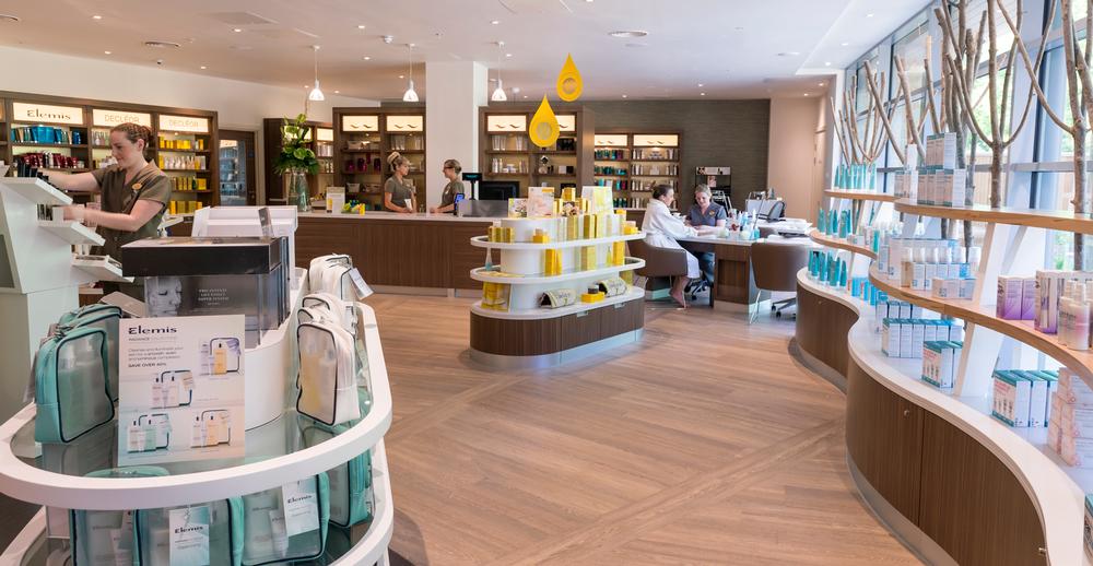 Center Parcs Woburn: a well-designed retail area is essential for sales