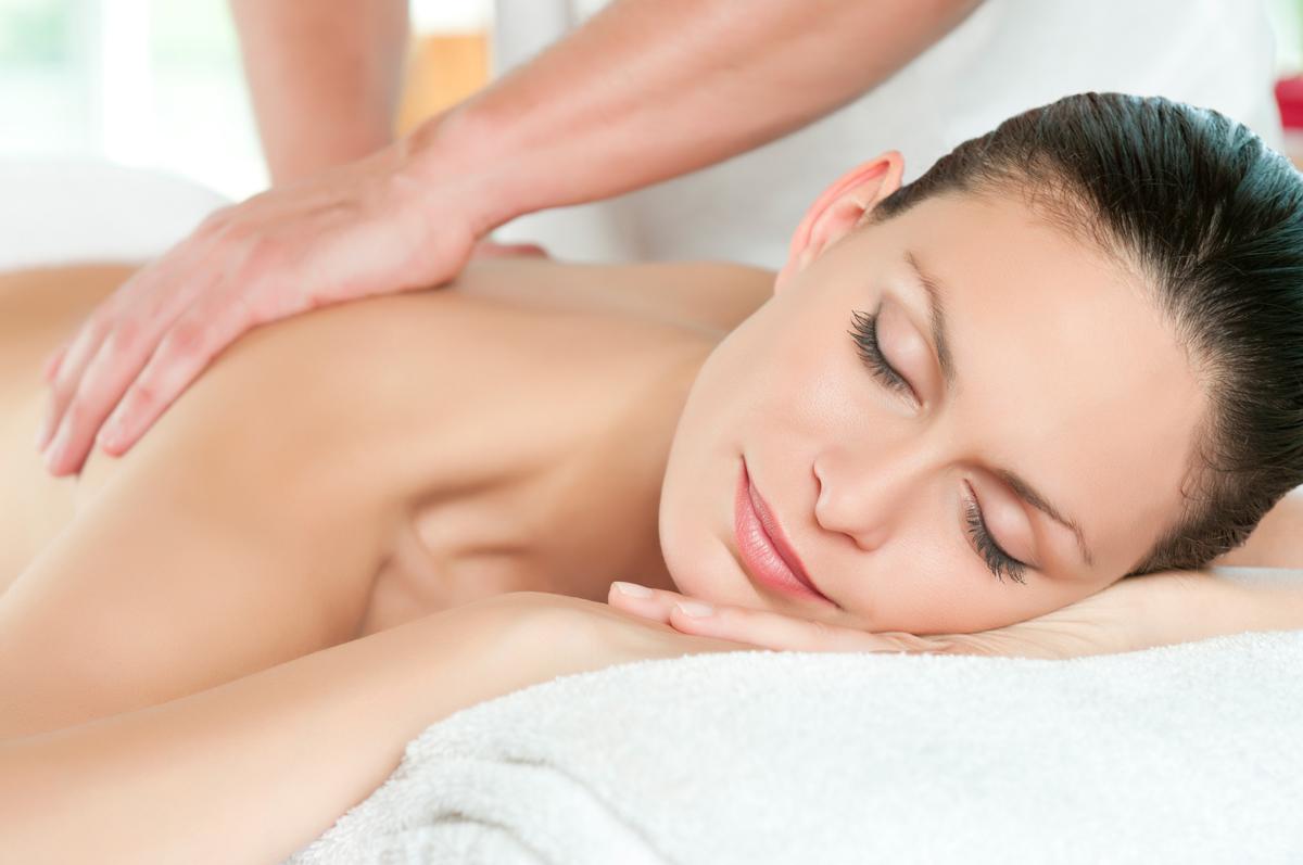 Treatments on offer at the independent spa include hot stone treatments, facials and massages using Clarins products / Shutterstock / Rido
