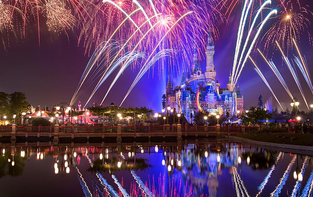 Ignite the Dream – A Nighttime Spectacular of Magic and Light, the evening show that transforms the castle
