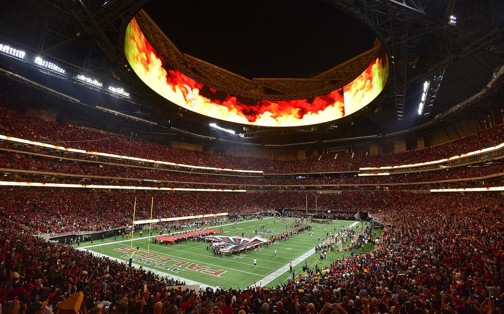 The wraparound ‘halo board’ from Daktronics is the largest video screen in professional sports. It’s built into the retractable roof structure / Photo: PA images The wraparound ‘halo board’ from Daktronics is the largest video screen in professional sports. It’s built into the retractable roof structure / Photo: PA images