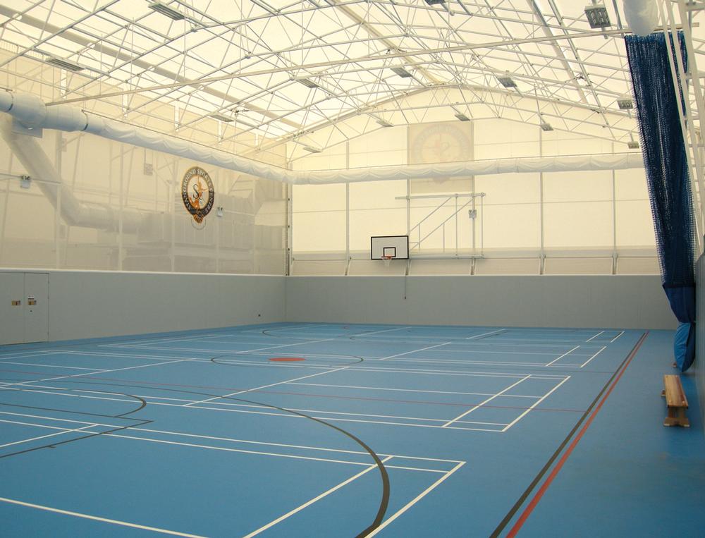 It’s wise to inspect similar projects that contractors have completed 
and ask previous clients about their experiences