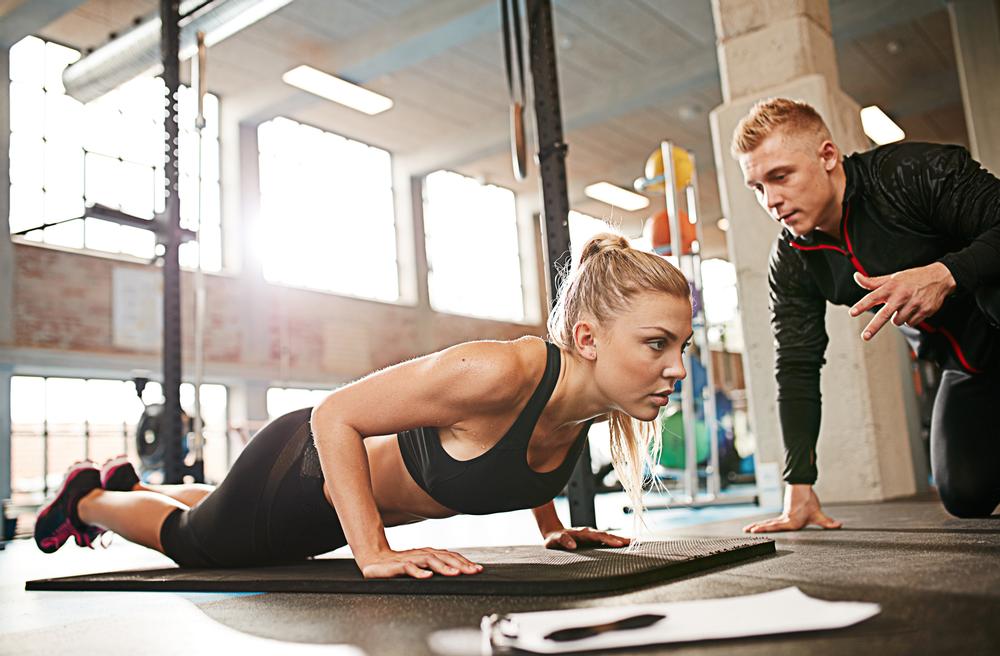 A positive interaction between a client and a member of staff has been shown to aid retention / PHOTO: SHUTTERSTOCK.COM A positive interaction between a client and a member of staff has been shown to aid retention / PHOTO: SHUTTERSTOCK.COM
