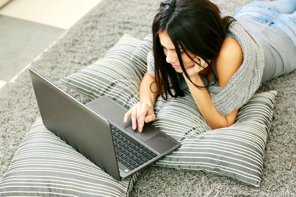 Don’t be afraid to communicate with ex-members / Photo: shutterstock.com / Dean Drobot