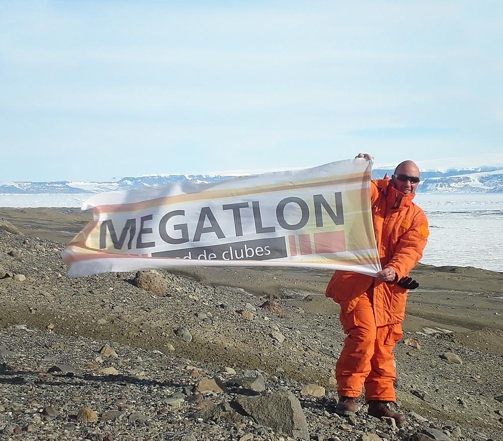 Megatlon CEO Fernando Storchi visits the base