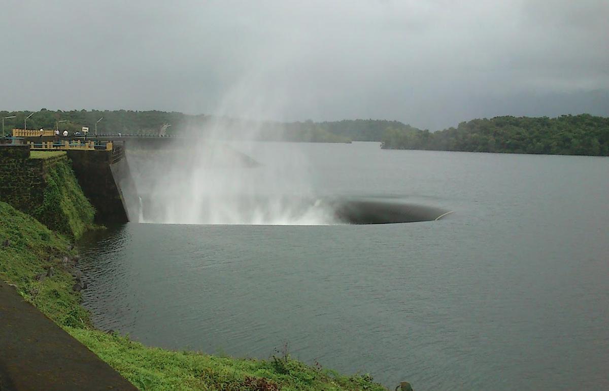 The Selaulim Dam is located on the Selaulim River, a tributary of the Zuari River in Goa, India / 