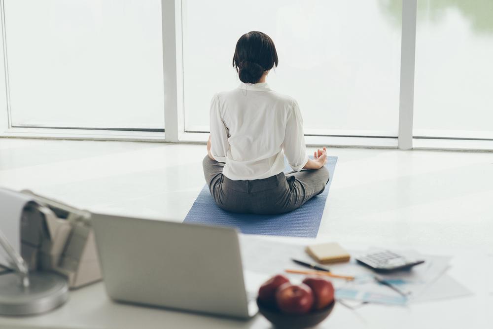 Huffington’s top tips include introducing five minutes of meditation into daily routines, building up to 15–20 minutes or more / PHOTO: WWW.SHUTTERSTOCK.COM/DRAGON IMAGES