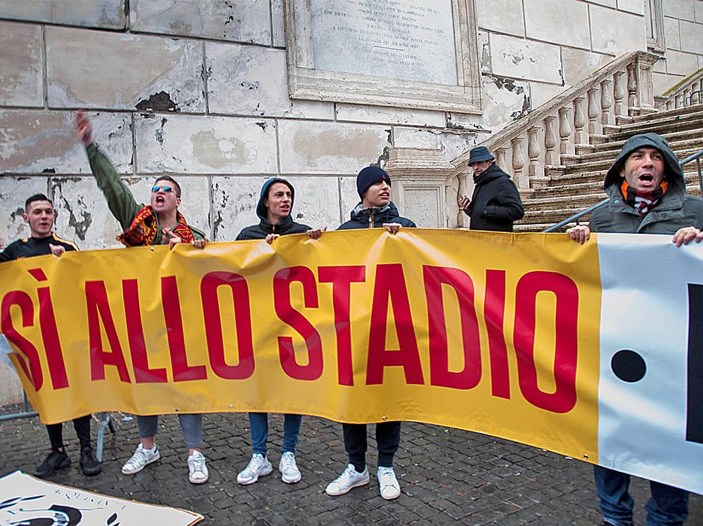AS Roma fans show their support for the new stadium ahead of a decision from the city