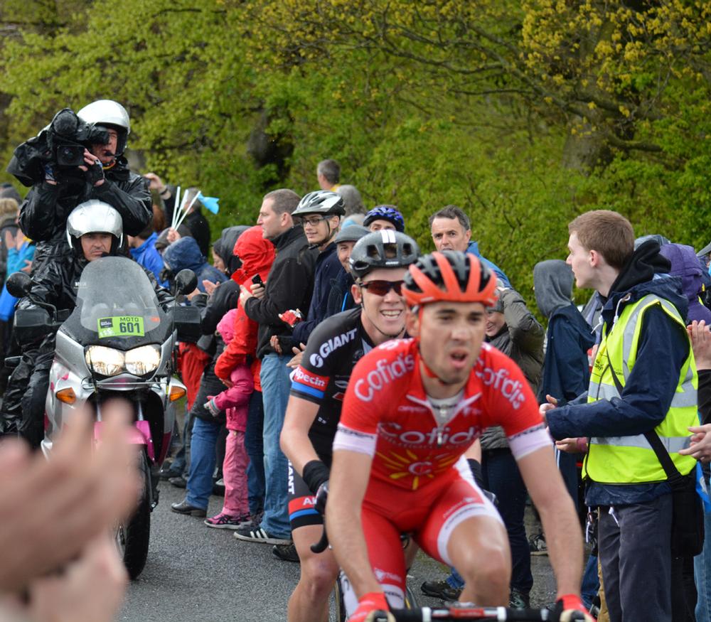 As the race advanced, the crowds got bigger, with up to 750,000 people lining up to see the final stage from Wakefield to Leeds