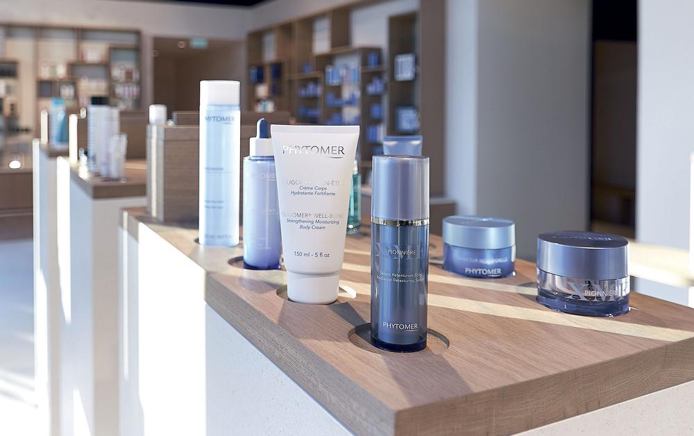 Pionnière XMF is
Phytomer’s next
generation range of
skincare products