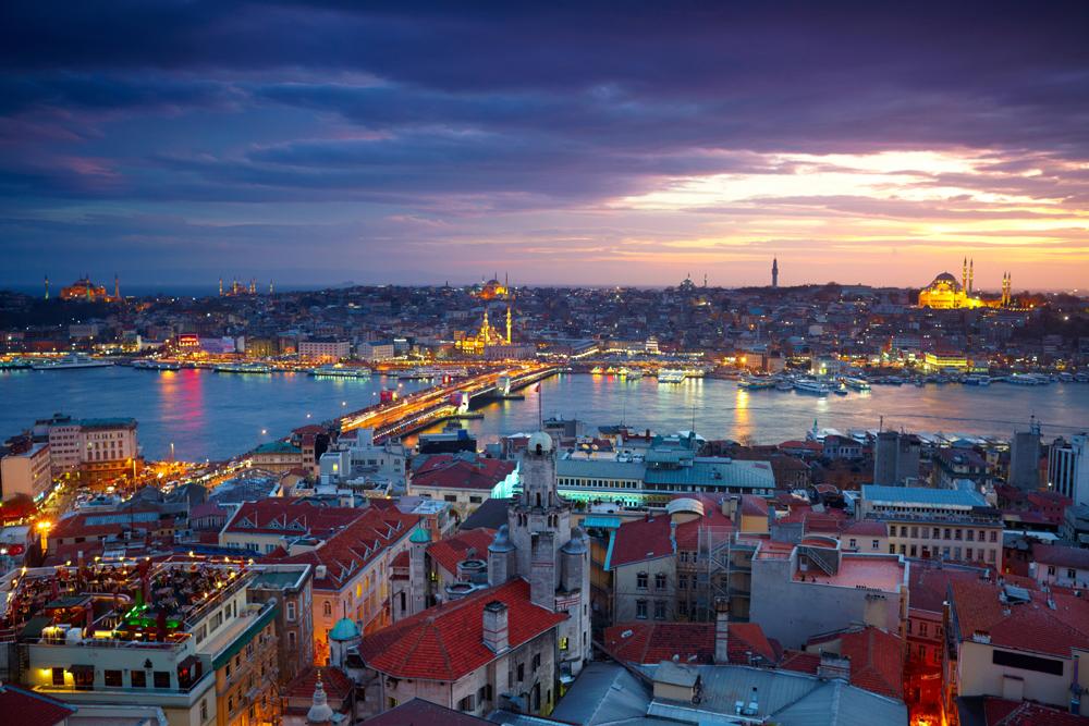 FRHI will open a Raffles in the historical city of Istanbul, Turkey / Shutterstock.com/silver-john