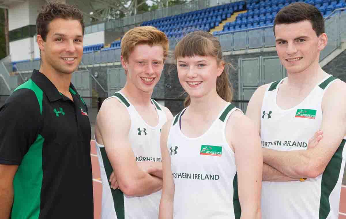 Ben Fisher and Lydia Mills (centre) made up part of Northern Ireland's team for the 2015 Commonwealth Youth Games in Samoa / Athletics Northern Ireland 