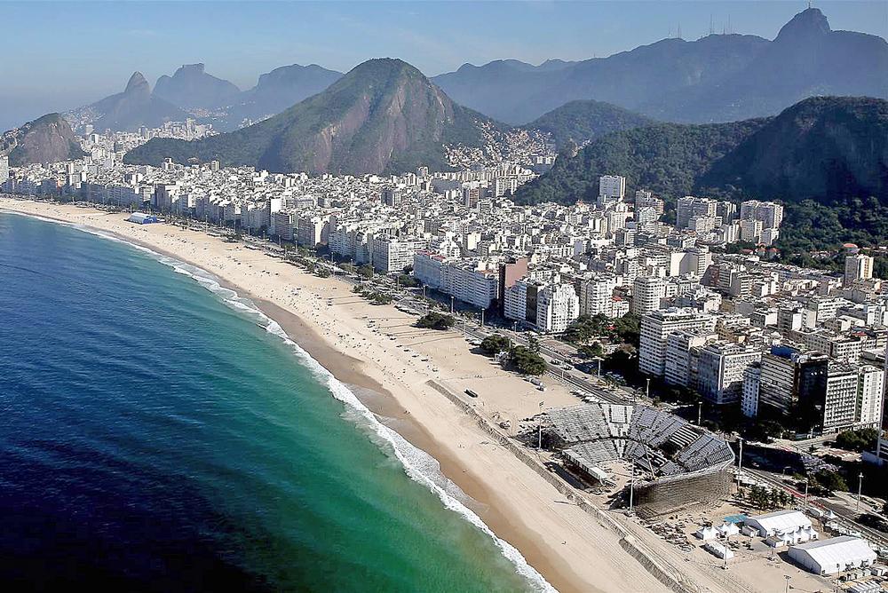 Synonymous with Rio, 
the Copacabana will 
stage beach volleyball