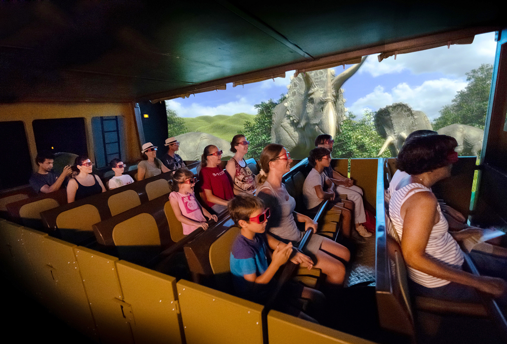 Accompanied by a pre-show staring Spirou, the Dinosaur Island Immersive Tunnel is a totally immersive experience for all ages