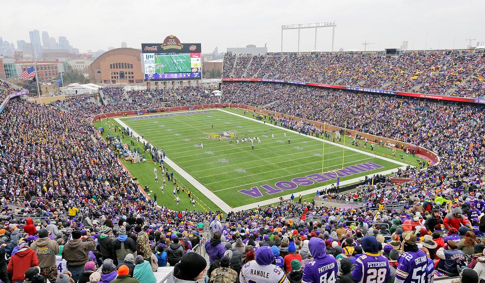 TCF Bank Stadium, Minneapolis, Minnesota: Almost all of the construction waste
was recycled from this LEED Silver certified University stadium TCF Bank Stadium, Minneapolis, Minnesota: Almost all of the construction waste
was recycled from this LEED Silver certified University stadium
