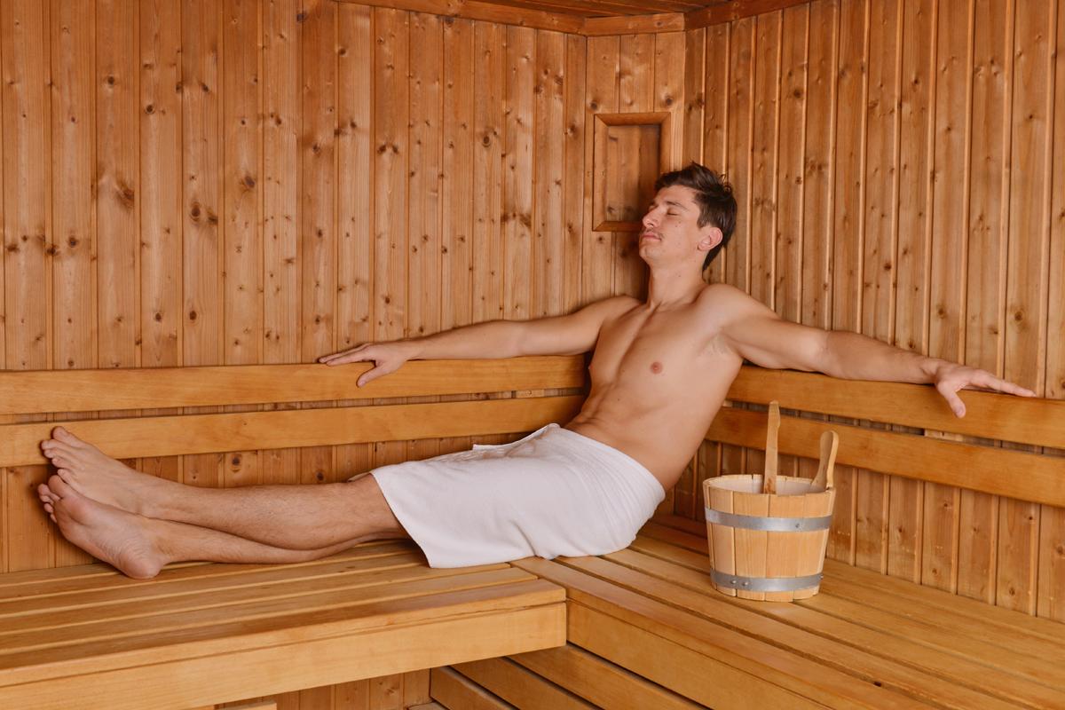 The risk of sudden cardiac death was found to be 22 per cent lower for men who went to saunas two or three times per week and 63 per cent lower for those visiting a sauna four to seven times a week / Shutterstock / Visionsi